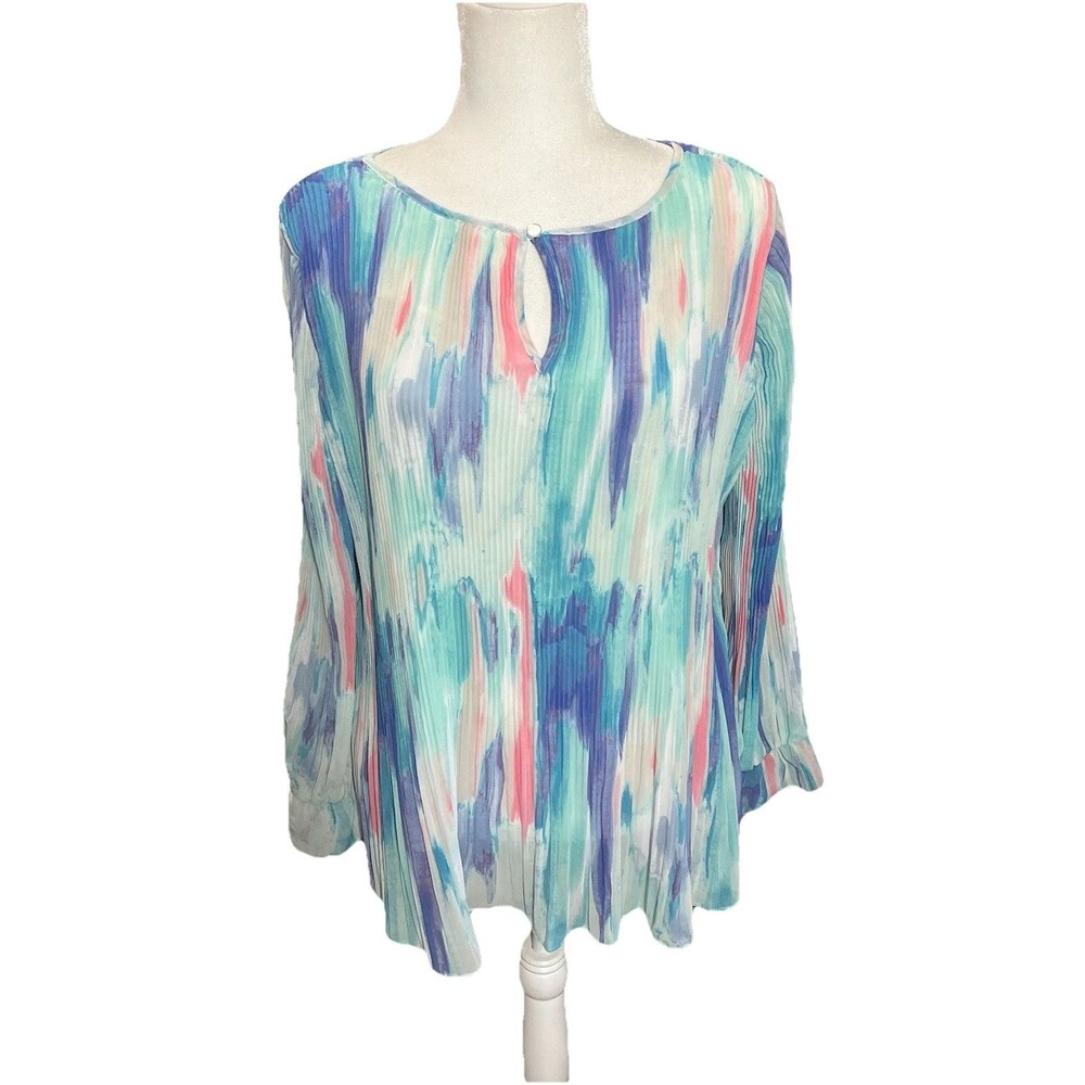 Draper & Damon’s Size Large Rainbow Pleated Long Sleeve Key Hole Blouse NWOT
